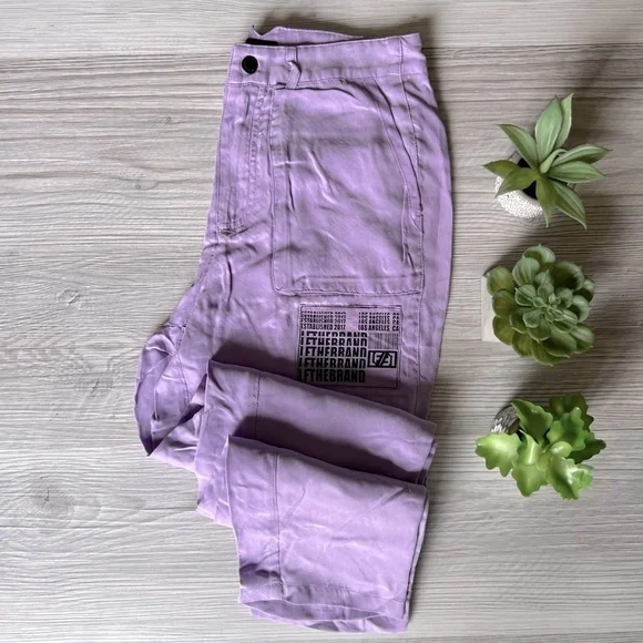 LF high waisted suede cargo pants size 2 NWOT - Picture 2 of 14